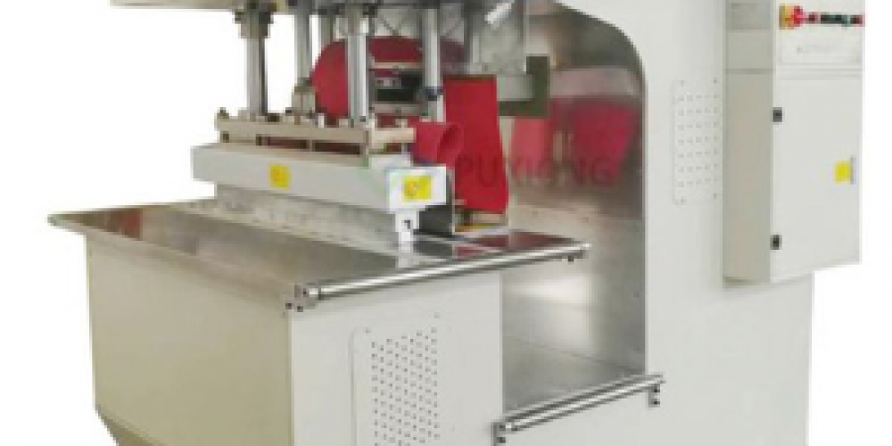 Characteristics and Advantages of Tensile Membrane Structures