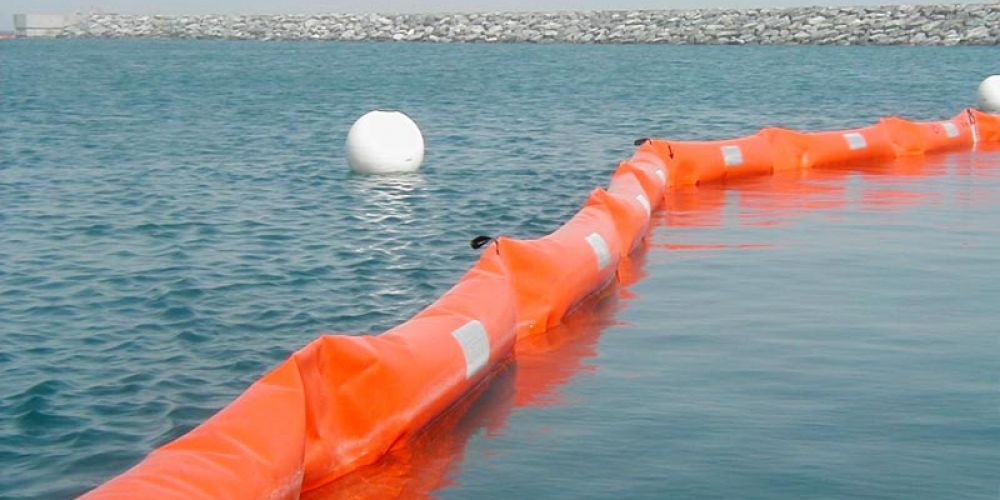 The advantages of high-frequency heat sealing machines in the application of oil booms